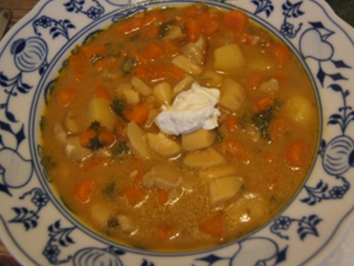 Möhren-Pastinaken-Suppe mit Kokosmilch und Steinpilzen - Rezept - Bild Nr. 2