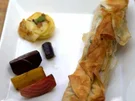Rezept: Lachstaschen in Filoteig mit Kartoffel Dauphinoise und Gemüse Bild Nr. 2 Lachstaschen in Filoteig mit Kartoffel Dauphinoise und Gemüse - Rezept - Bild Nr. 2