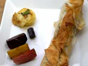 Lachstaschen in Filoteig mit Kartoffel Dauphinoise und Gemüse - Rezept - Bild Nr. 2