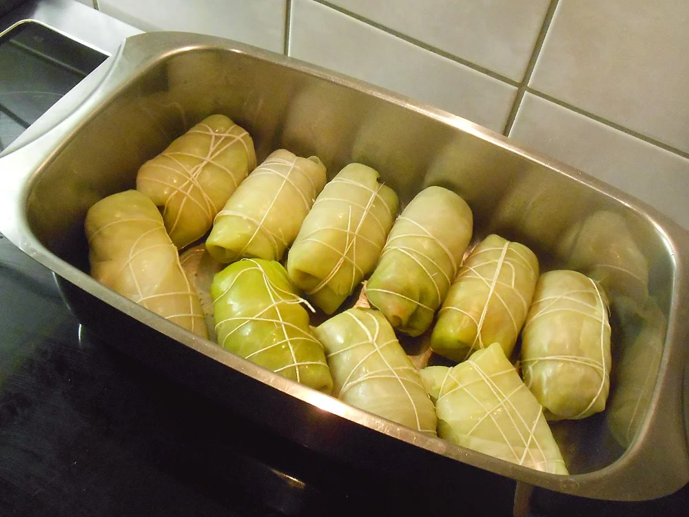 Kohlrouladen mit Kraut-Soße - Rezept - Bild Nr. 16216