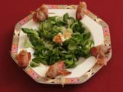 Prolog – Datteln im Speckmantel an Feldsalat (Marcel Wüst) - Rezept