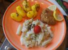 Schnitzeltasche griechischer Art mit Rahm-kohlrabi und Kümmel-Drillingen - Rezept - Bild Nr. 16264