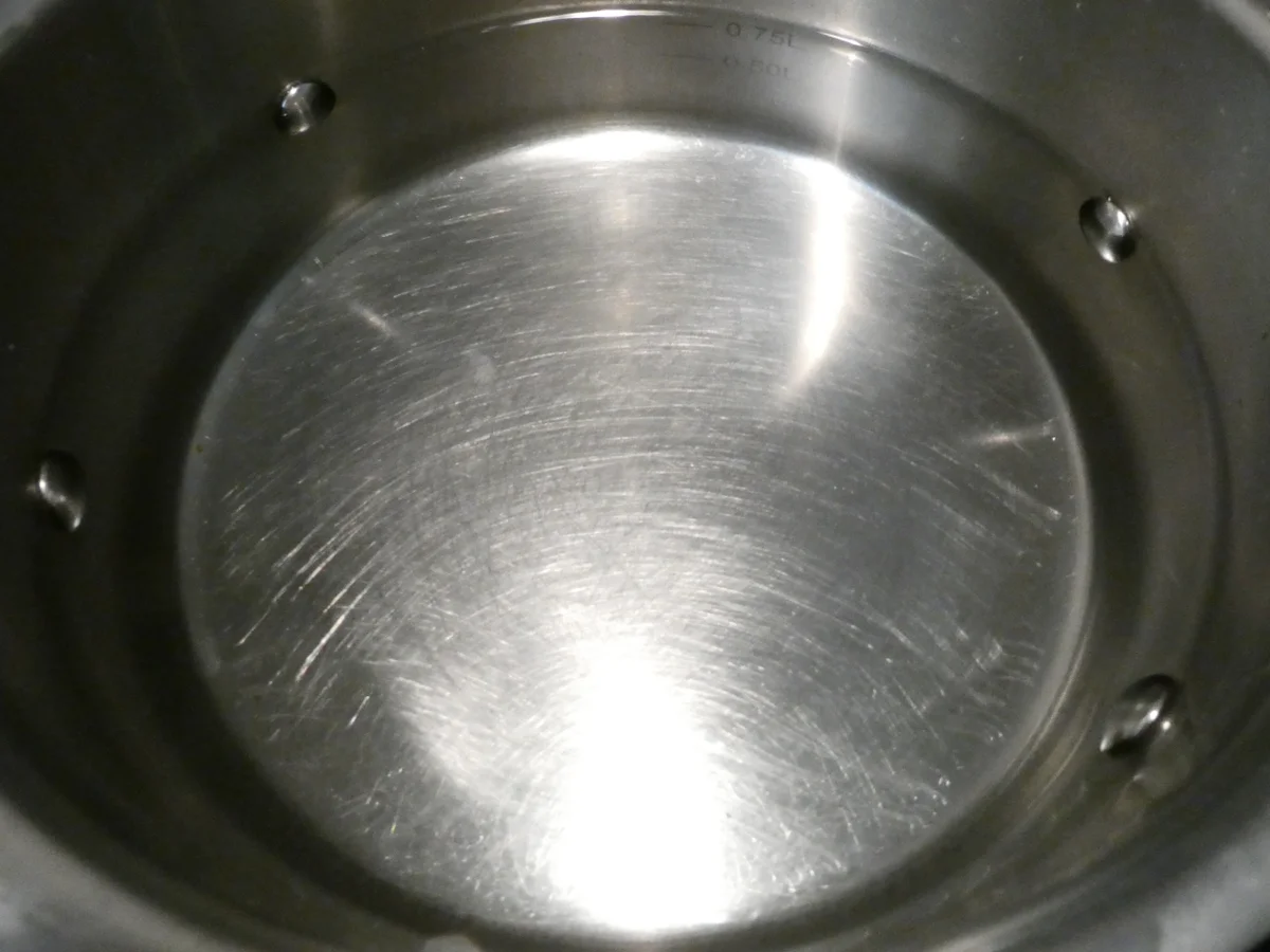 Hähnchen Tajine mit Salzzitrone und Oliven auf Couscous - Rezept - Bild Nr. 16249