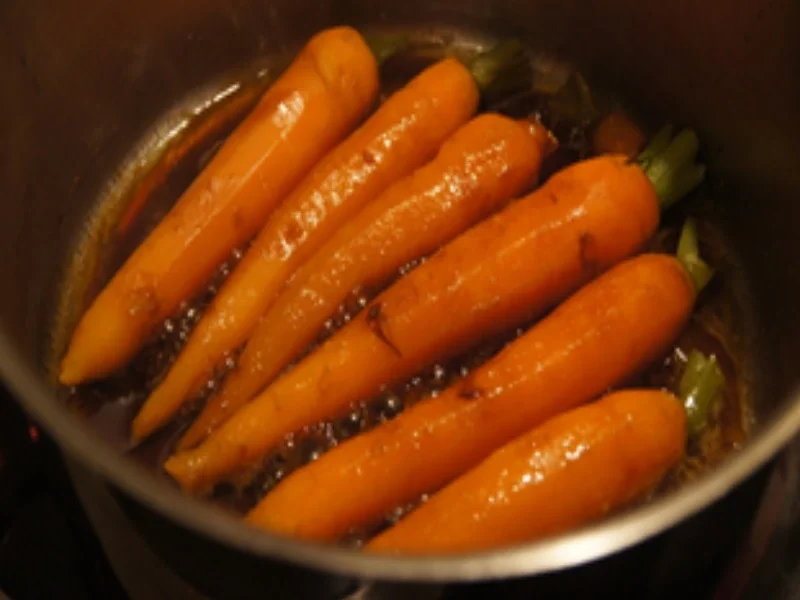 Rezept: Chicken Nuggets mit Honig-Bundmöhren und bunten Reis Bild Nr. 16251 Chicken Nuggets mit Honig-Bundmöhren und bunten Reis - Rezept - Bild Nr. 16251