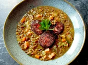 Berliner Linseneintopf mit Backpflaumen, Blutwurst und Kassler - Rezept - Bild Nr. 3