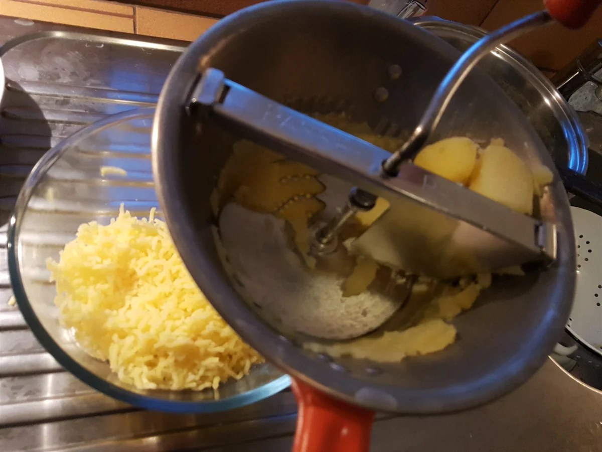 Zanderfilet mit rosa Kartoffelpüree und Rote Bete kandiert - Rezept - Bild Nr. 16254