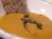 Kürbiscreme Suppe mit Vollkornbrot - Rezept - Bild Nr. 16254