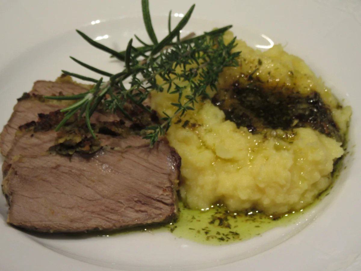 Fleisch: Roastbeef mit mediterraner Kräuterkruste - Rezept - Bild Nr. 16254
