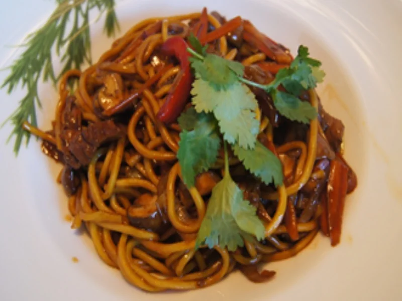 Rezept: Nudeln mit Schweinefilet und Gemüsemix Bild Nr. 14 Nudeln mit Schweinefilet und Gemüsemix - Rezept - Bild Nr. 14