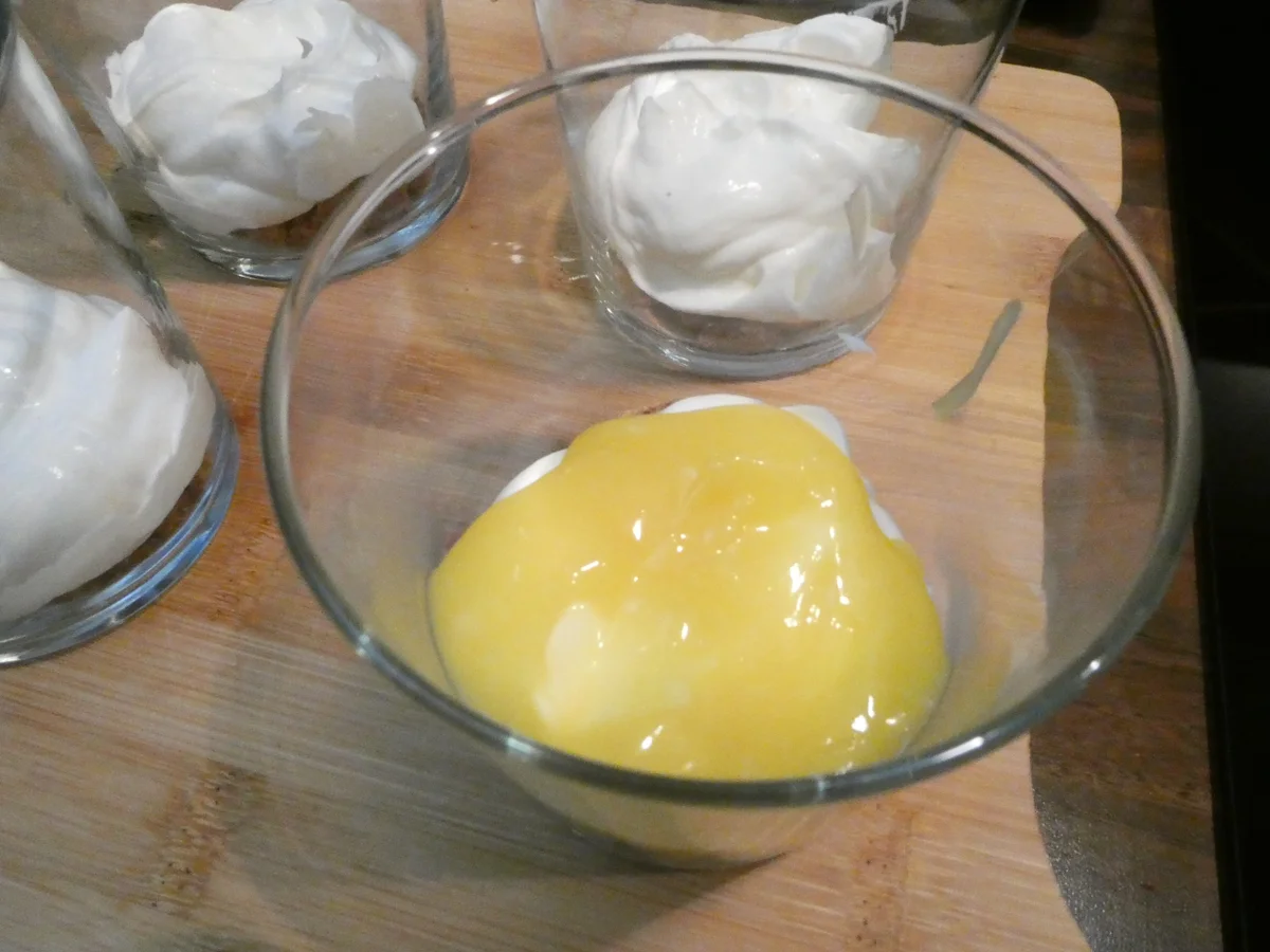 Rezept: Lemon Curd Trifle Bild Nr. 16262 Lemon Curd Trifle - Rezept - Bild Nr. 16262