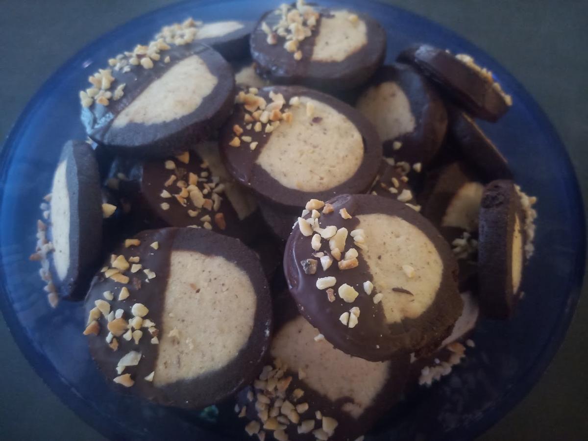 Schoko-Haselnuss-Taler - Rezept mit Bild - kochbar.de Schoko-Haselnuss-Taler - Rezept mit Bild - kochbar.de
