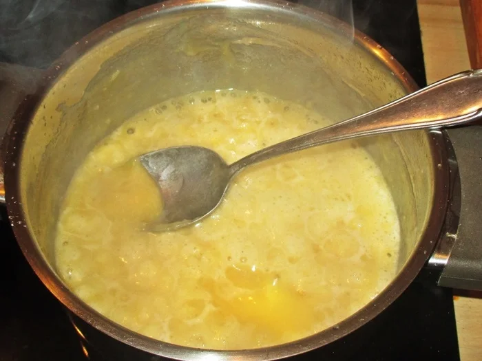 Rezept: Eisbein mit Senfsoße ostdeutscher Art - kulinarische Weltreise 11-2022 Bild Nr. 16288 Eisbein mit Senfsoße ostdeutscher Art - kulinarische Weltreise 11-2022 - Rezept - Bild Nr. 16288