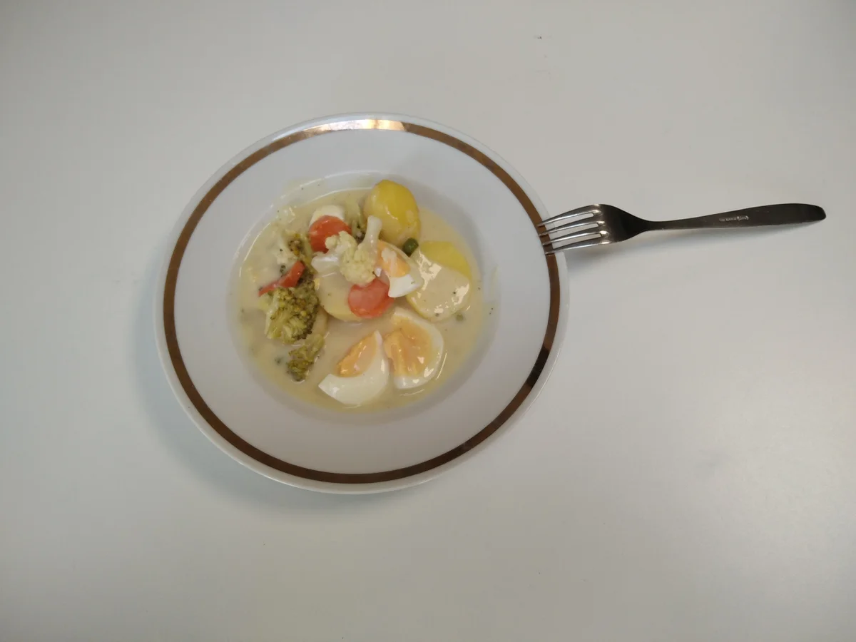 Rezept: Inabs Eierfrikassee mit Kartoffeln Bild Nr. 4 Inabs Eierfrikassee mit Kartoffeln - Rezept - Bild Nr. 4