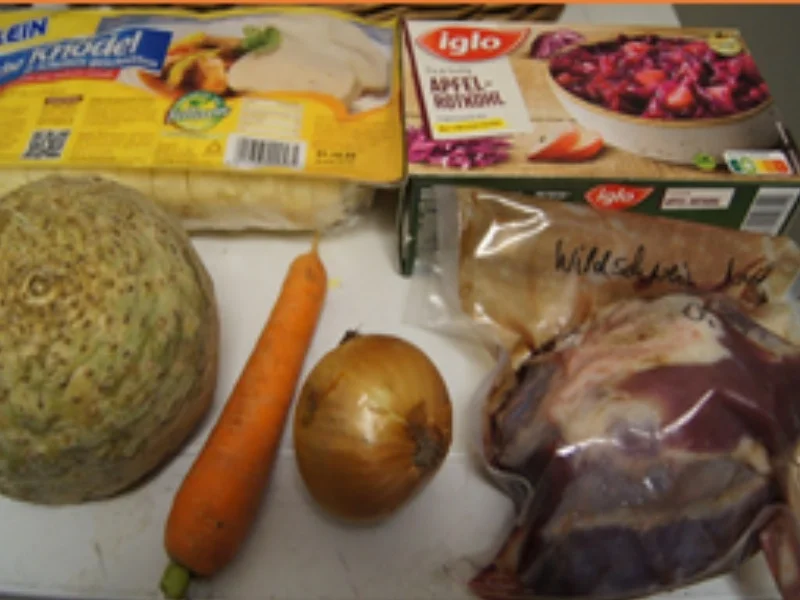 Rezept: Wildschweinbraten mit Steinpilzen und Beilagen Bild Nr. 16282 Wildschweinbraten mit Steinpilzen und Beilagen - Rezept - Bild Nr. 16282