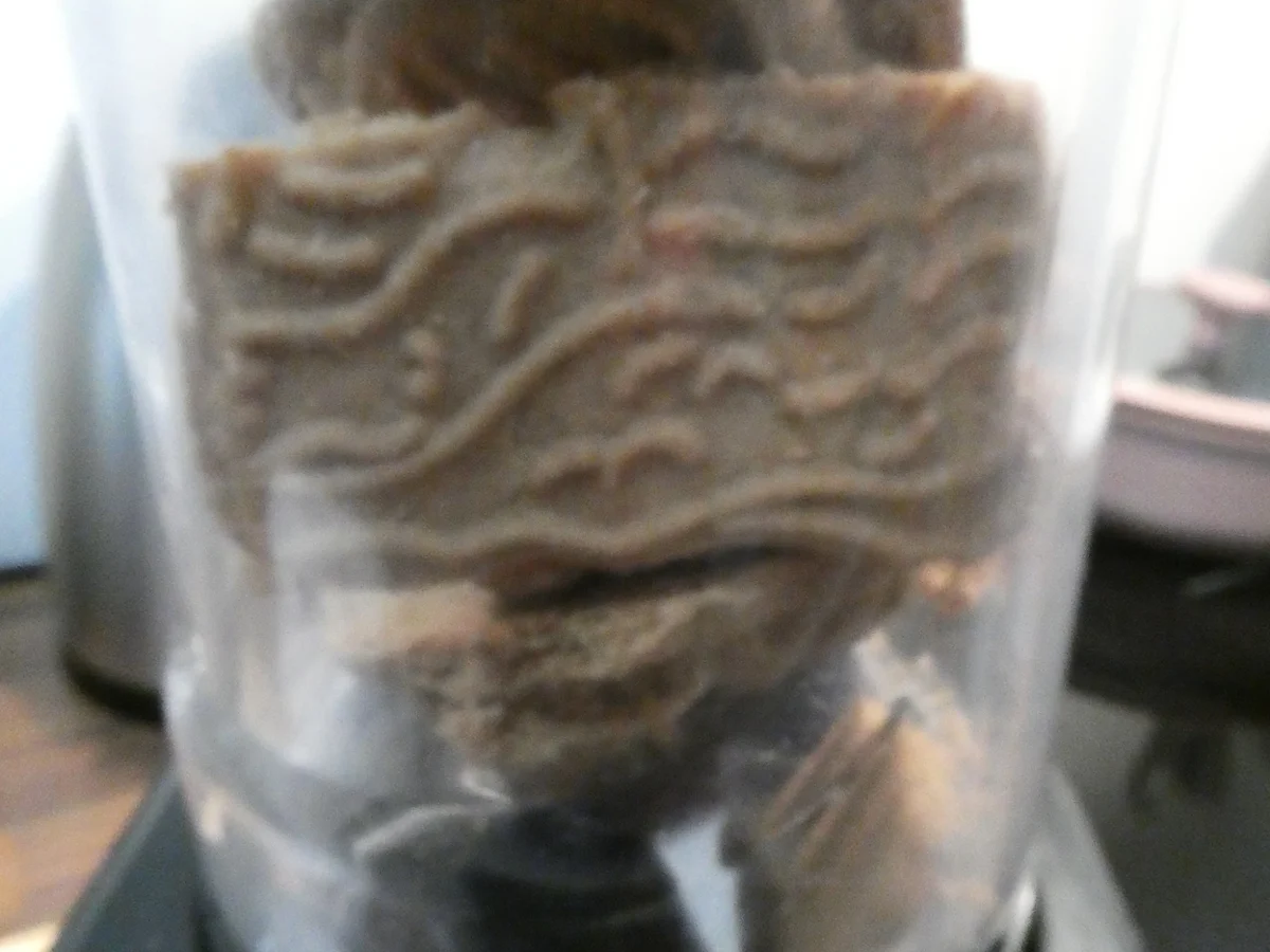 Spekulatius-Gugelhupf mit Kirschen und on Top Walnuss-Karamell - Rezept - Bild Nr. 16300