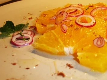 Orangensalat leicht exotisch - Rezept