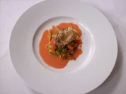 Rezept: Wachtelbrüstchen auf Wokgemüse mit Erdnuss-Koriander-Soße Wachtelbrüstchen auf Wokgemüse mit Erdnuss-Koriander-Soße - Rezept