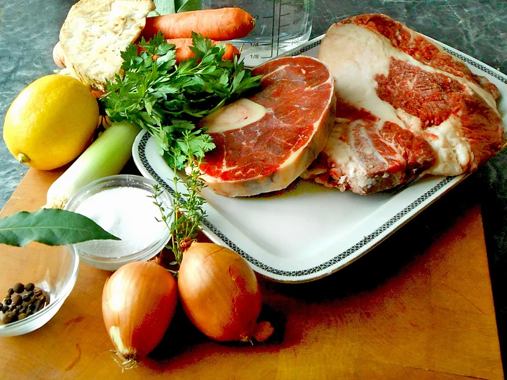 Heller Rinderfond - Fond blanc de boeuf - Rezept - Bild Nr. 16307