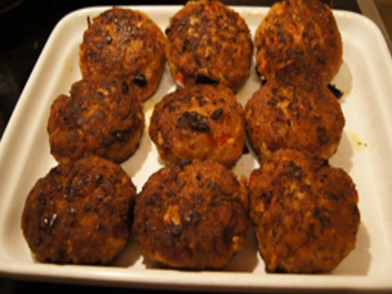 Herzhafte Buletten mit Blumenkohl und Sellerie-Kartoffel-Stampf - Rezept - Bild Nr. 10