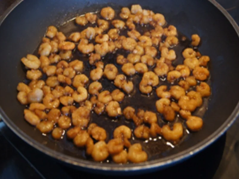 Asiatisch gewürzte Kürbiscremesuppe mit Garneleneinlage - Rezept - Bild Nr. 16322