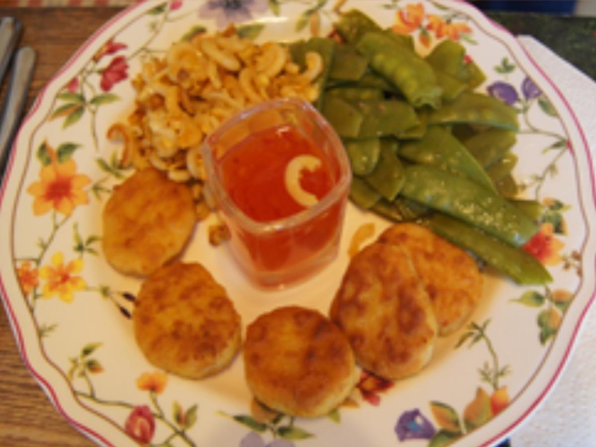 Chicken Nuggets mit Zuckerschoten und Curry-Nudeln - Rezept - Bild Nr. 12
