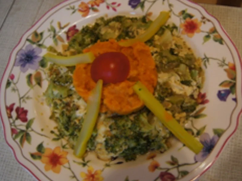 Rezept: Brokkoli-Omelett mit Süßkartoffelstampf Bild Nr. 16330 Brokkoli-Omelett mit Süßkartoffelstampf - Rezept - Bild Nr. 16330