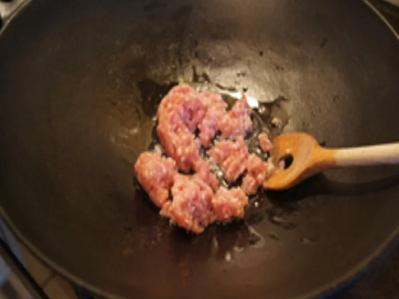 Rezept: Curry-Wok mit Hackfleisch, Gemüse und Reisnudeln Bild Nr. 6 Curry-Wok mit Hackfleisch, Gemüse und Reisnudeln - Rezept - Bild Nr. 6