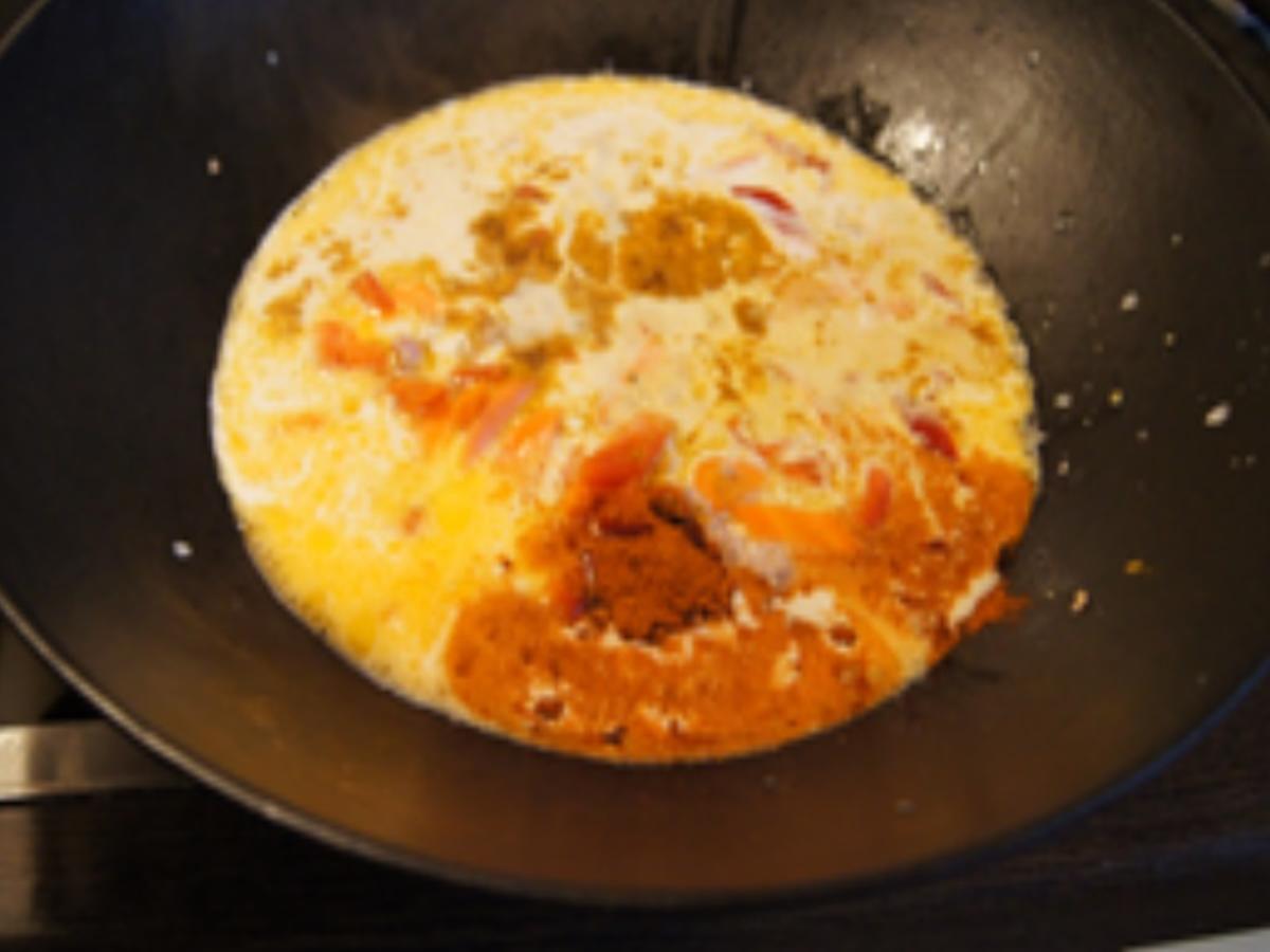 Curry-Wok mit Hackfleisch, Gemüse und Reisnudeln - Rezept - Bild Nr. 9