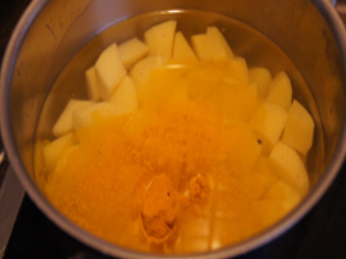 Fischstäbchen mit geschmorten Spitzkohl und Kartoffelstampf - Rezept - Bild Nr. 10