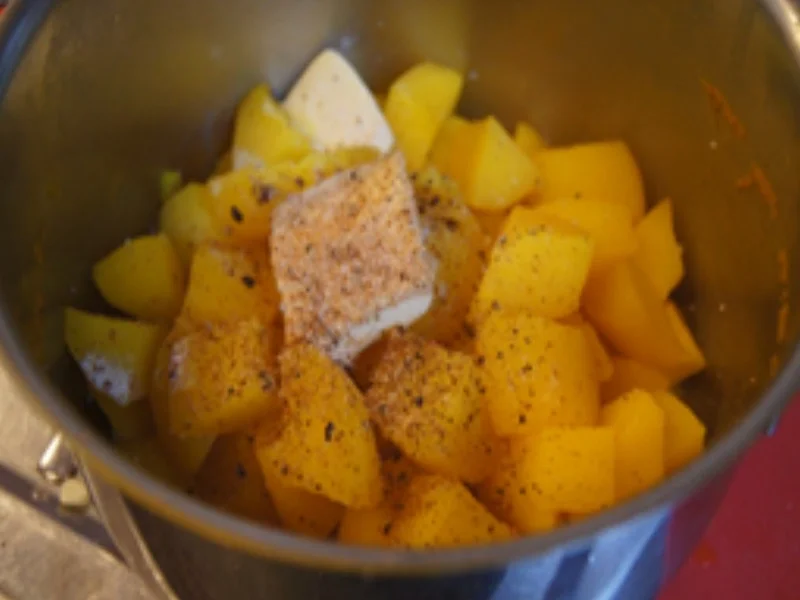 Fischstäbchen mit geschmorten Spitzkohl und Kartoffelstampf - Rezept - Bild Nr. 12