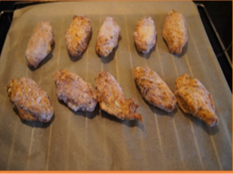 Chicken Wings mit Pommes Frites und Gurkensalat - Rezept - Bild Nr. 16308