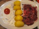 Heringsfilet in Sahnesauce mit Pellkartoffeln und Rote Bete Salat - Rezept - Bild Nr. 2