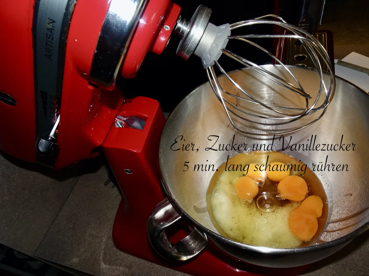 Altwiener Eierlikör Guglhupf - Rezept - Bild Nr. 16314