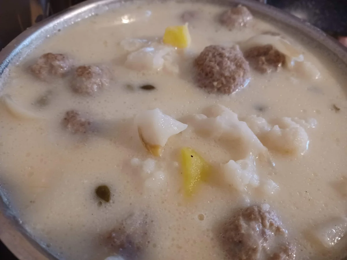 Rezept: Eintopf mit Blumenkohl und Klopsen Bild Nr. 16322 Eintopf mit Blumenkohl und Klopsen - Rezept - Bild Nr. 16322