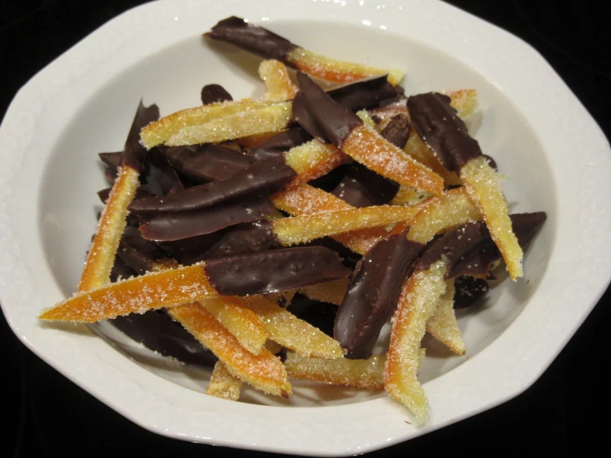 Rezept: Konfekt: Orangenstäbchen Bild Nr. 16309 Konfekt: Orangenstäbchen - Rezept - Bild Nr. 16309