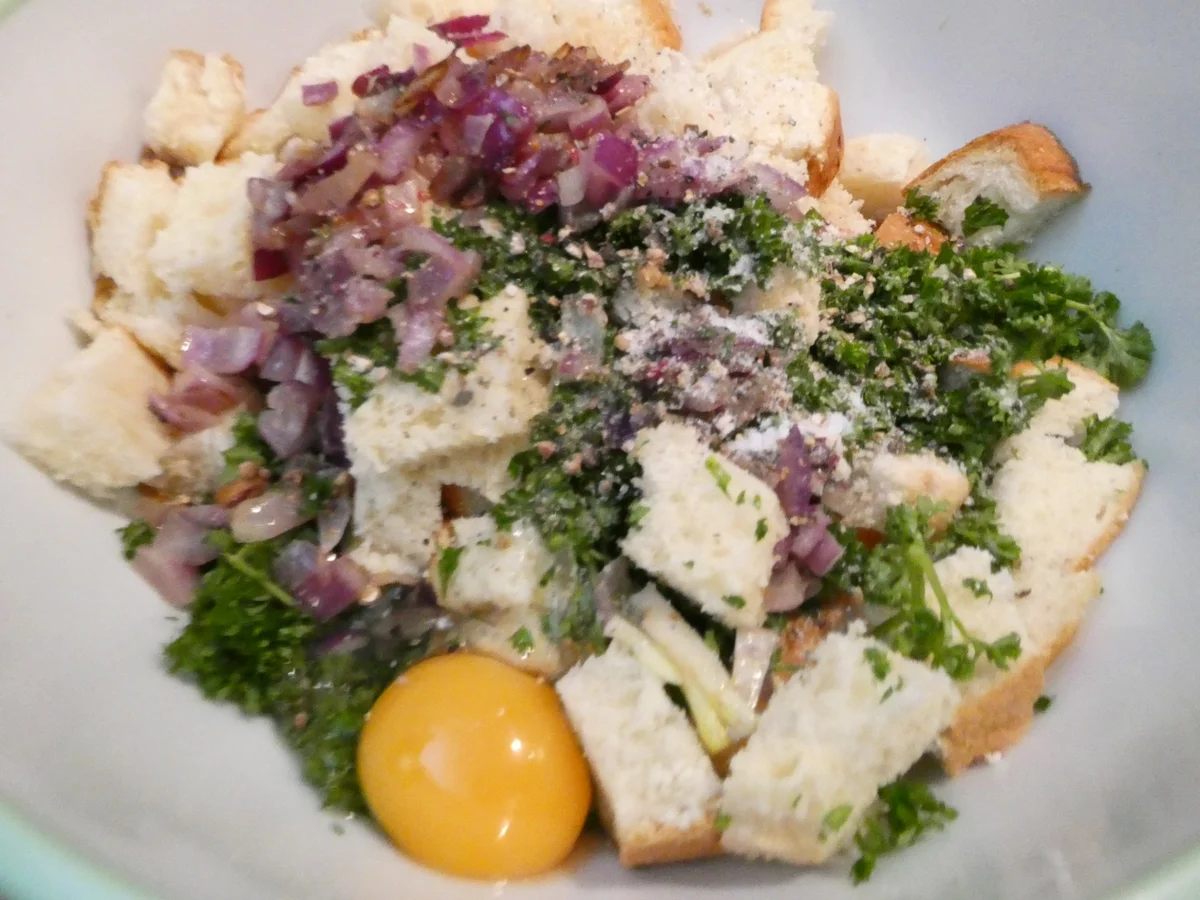 Brioche-Knödel mit Champignons-Rahmsauce - Rezept - Bild Nr. 16318