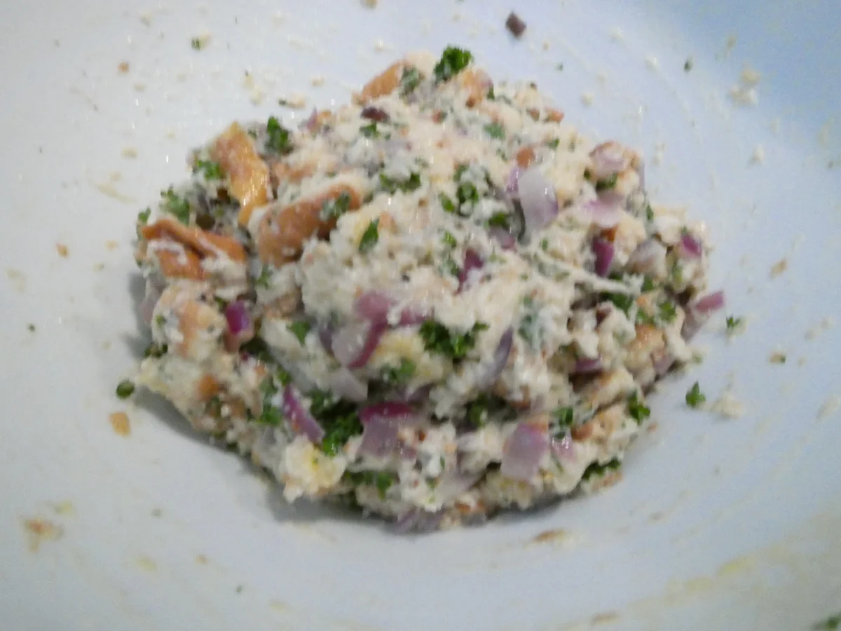 Brioche-Knödel mit Champignons-Rahmsauce - Rezept - Bild Nr. 16319