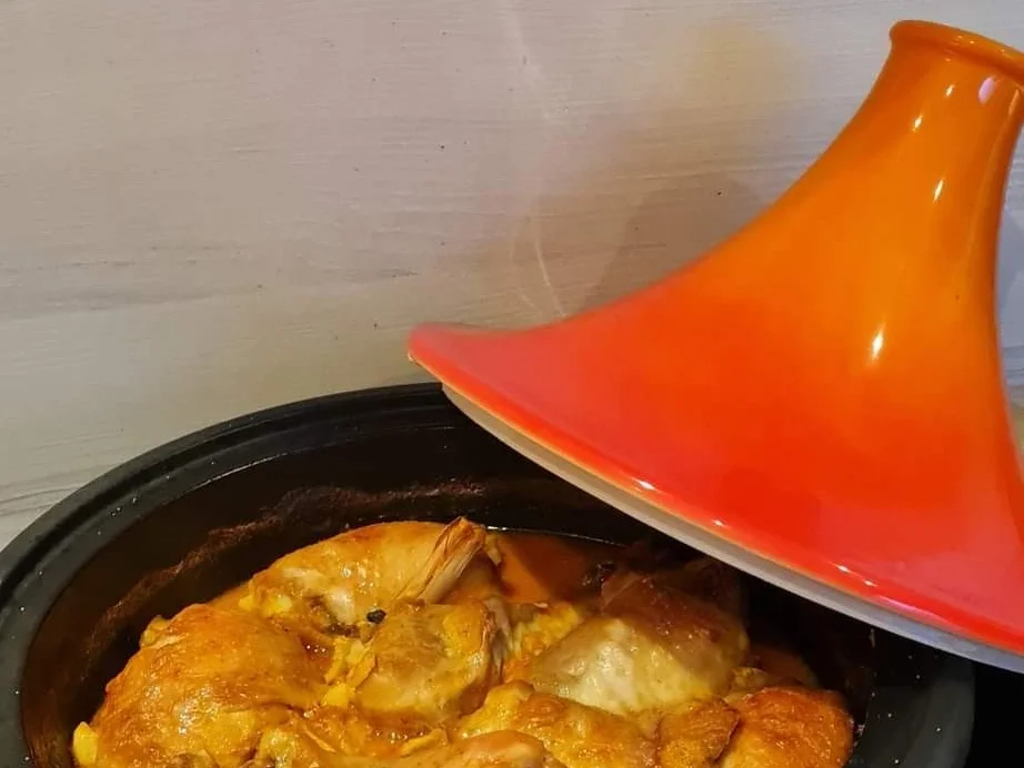 Hähnchen in Curry-Kokos-Sauce aus der Tajine - Rezept - Bild Nr. 16316