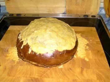 Rezept: Schinken - Zwiebel - Brot mit Käsehaube Schinken - Zwiebel - Brot mit Käsehaube - Rezept