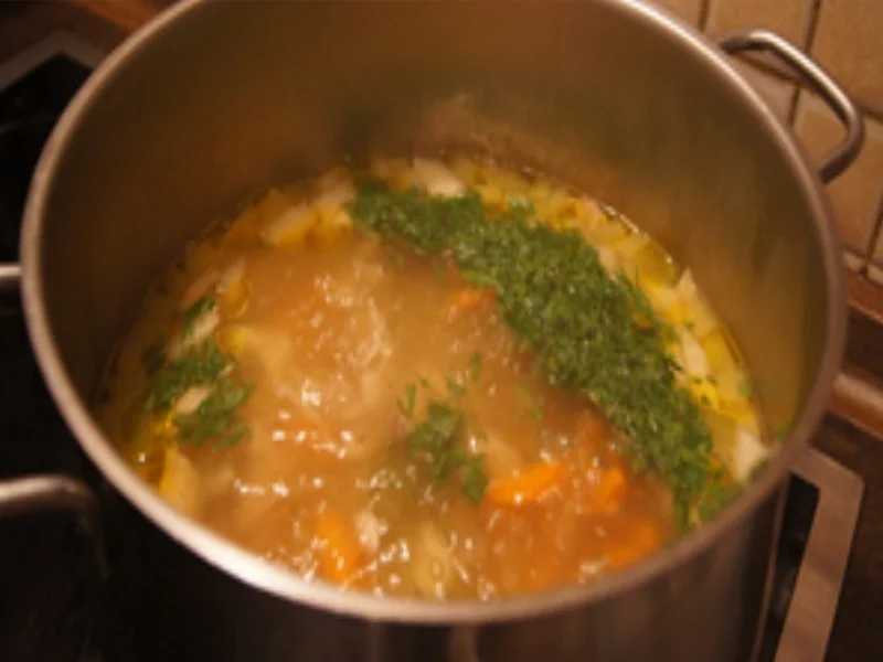Hähnchenfleischsuppe mit Gemüse, Eierstich und Basmatireis - Rezept - Bild Nr. 16327