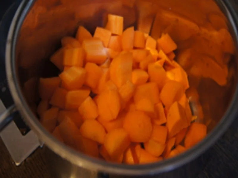 Schlemmerfilet mit Rote-Bete-Salat und Möhren-Süßkartoffel-Stampf - Rezept - Bild Nr. 7