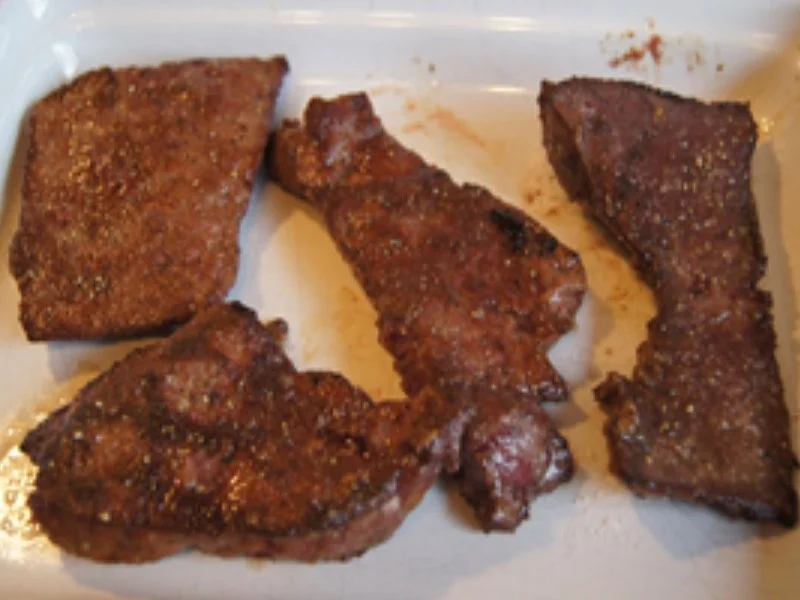 Kalbsleber mit Röstzwiebeln, Honig-Bundmöhren und Mini-Rösti - Rezept - Bild Nr. 5