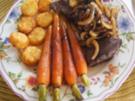Kalbsleber mit Röstzwiebeln, Honig-Bundmöhren und Mini-Rösti - Rezept - Bild Nr. 16315