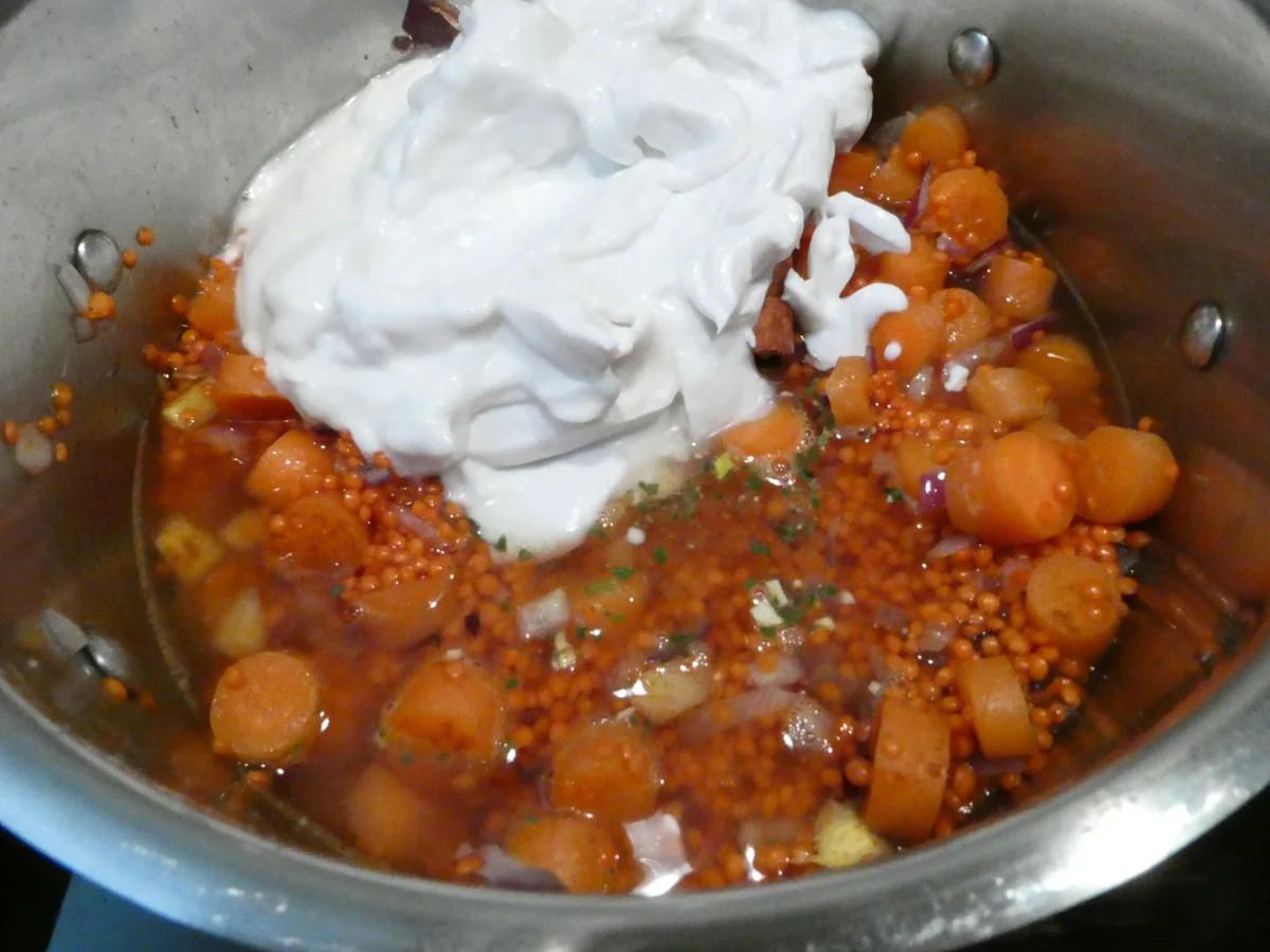 Rote Linsen-Möhrensuppe mit Petersilien-Pesto - Rezept - Bild Nr. 16336