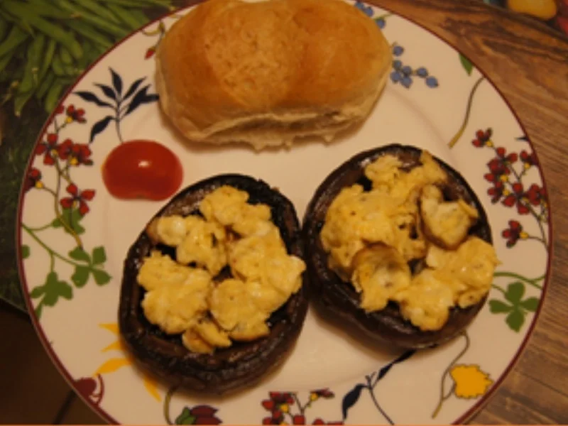 Rezept: Porto Bello mit Rührei Bild Nr. 16331 Porto Bello mit Rührei - Rezept - Bild Nr. 16331