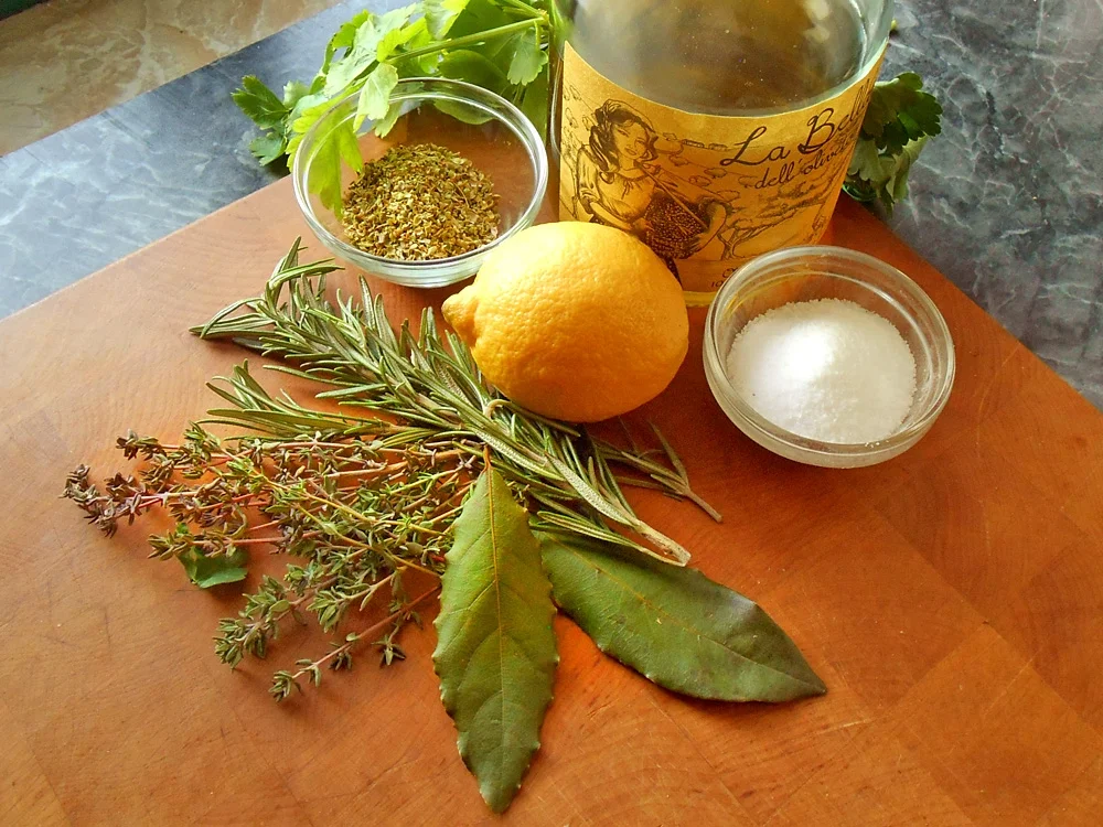 Kräuter-Brathuhn mit Schalotten und Bacon - Rezept - Bild Nr. 16332