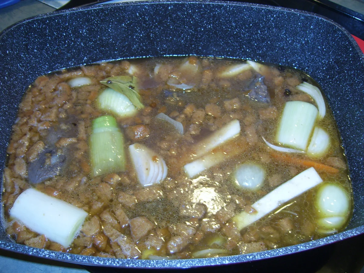 Wildschweinrücken an Lebkuchensoße - Rezept - Bild Nr. 16334