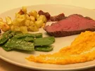 Rezept: Rinderfilet mit Rosmarinkartoffelwürfel und Möhrenpüree Bild Nr. 2 Rinderfilet mit Rosmarinkartoffelwürfel und Möhrenpüree - Rezept - Bild Nr. 2