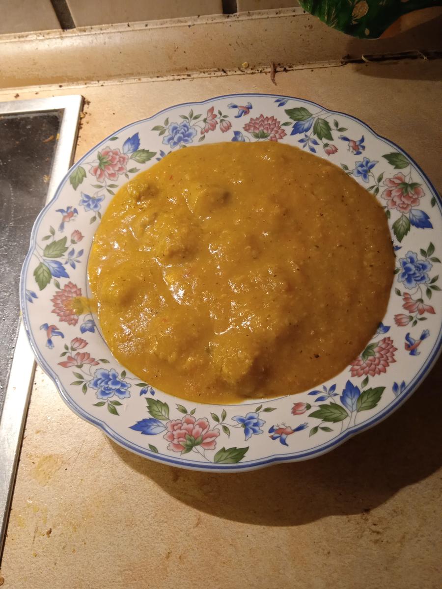 Suppen/Eintöpfe - Pikante Maiscremesuppe mit Fleischklößchen - Rezept - Bild Nr. 16346