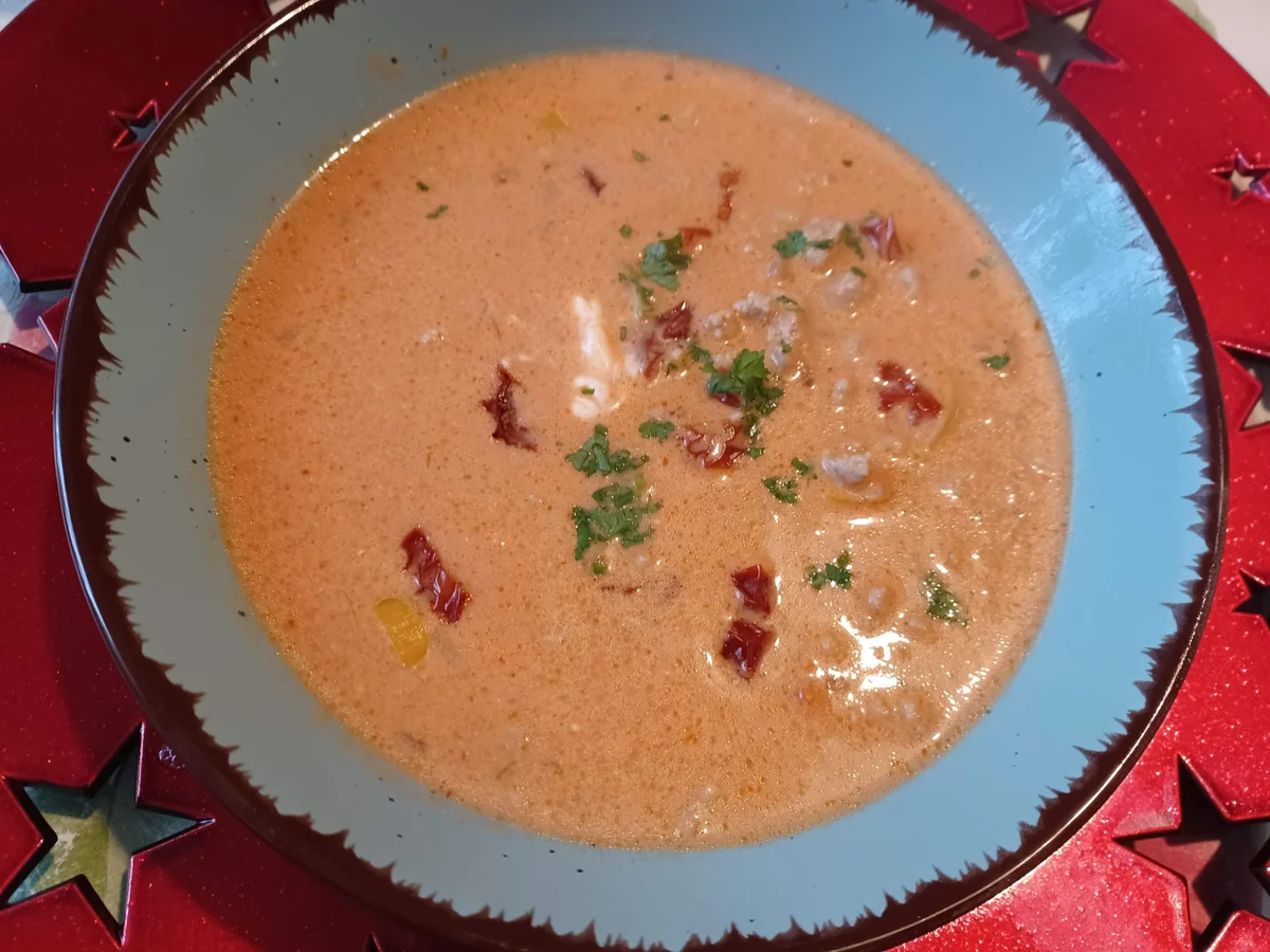Rezept: Käse - Hackfleisch - Suppe zur kochbar Challenge Dezember 2022 Bild Nr. 16344 Käse - Hackfleisch - Suppe zur kochbar Challenge Dezember 2022 - Rezept - Bild Nr. 16344